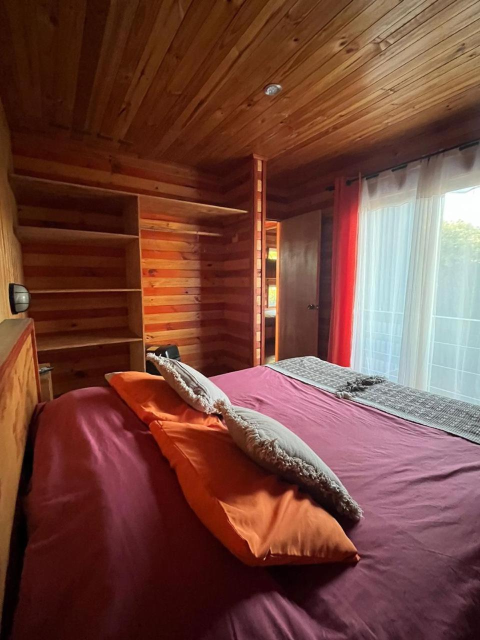 Algarrobo Lodge *